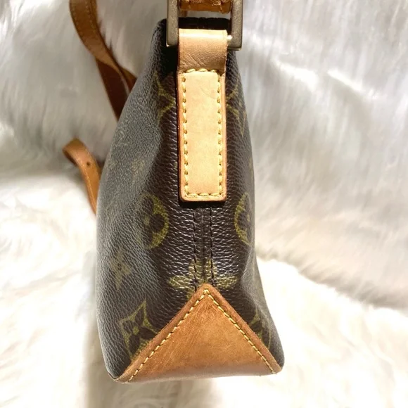 Louis Vuitton Monogram Logo Trotteur Shoulder Bag Crossbody - Picture 6 of 11